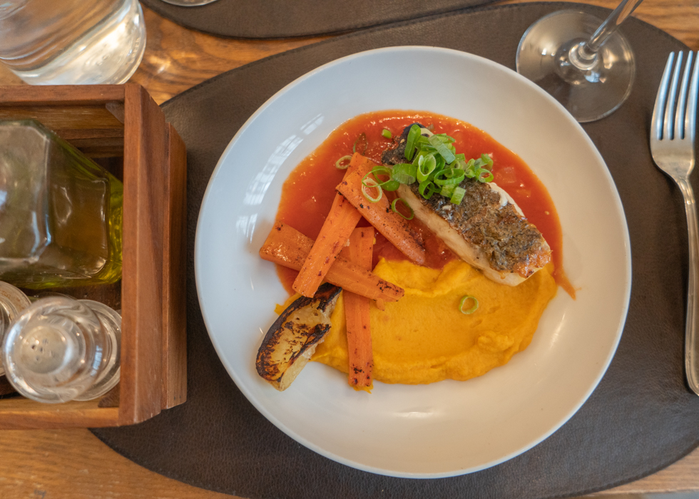 fish restaurant Paris