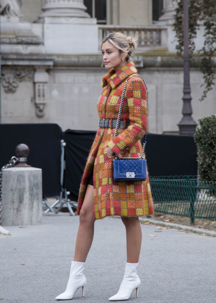 Easy Fashion: Camila Coelho at CHANEL - Paris Fashion Week