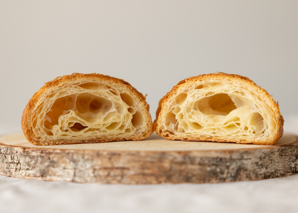 where to buy croissant in paris