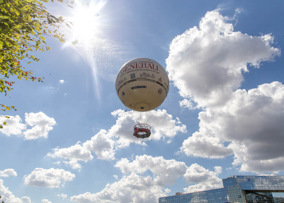 hot air balloon in Paris