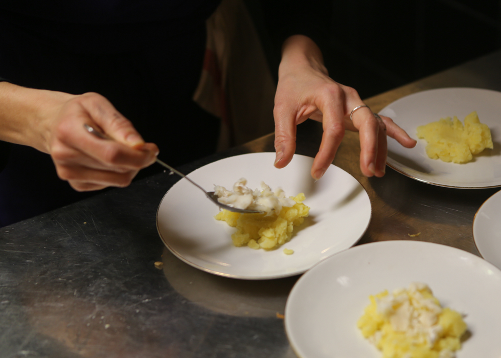 AU TROU GASCON PARIS