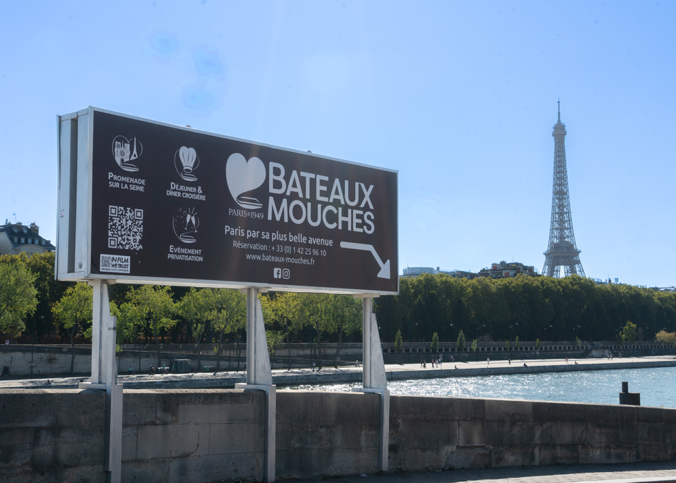 How to get to Bateaux Mouches
