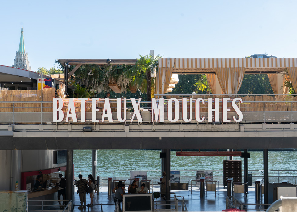 opening hours Bateaux Mouches