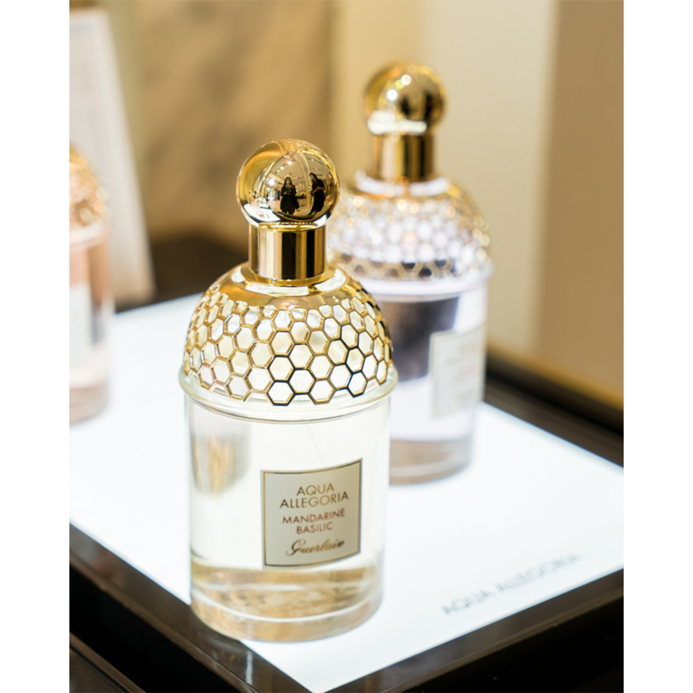 PLACES + THINGS: Perfume by L'Officine Universelle Buly 1803 — APT La  Fayette