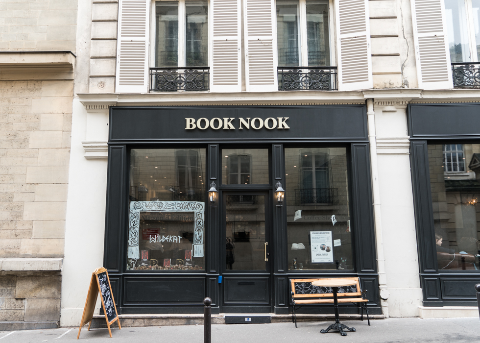 巴黎書店咖啡廳BKNK