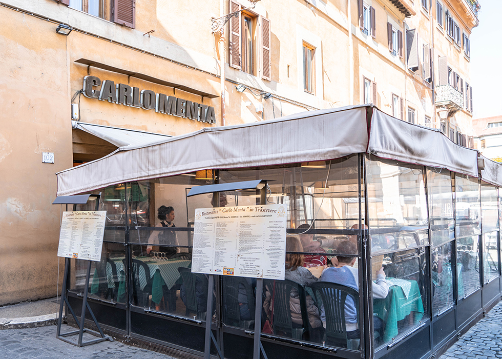 ร้านอาหารท้องถิ่นในกรุงโรม CARLO MENTA