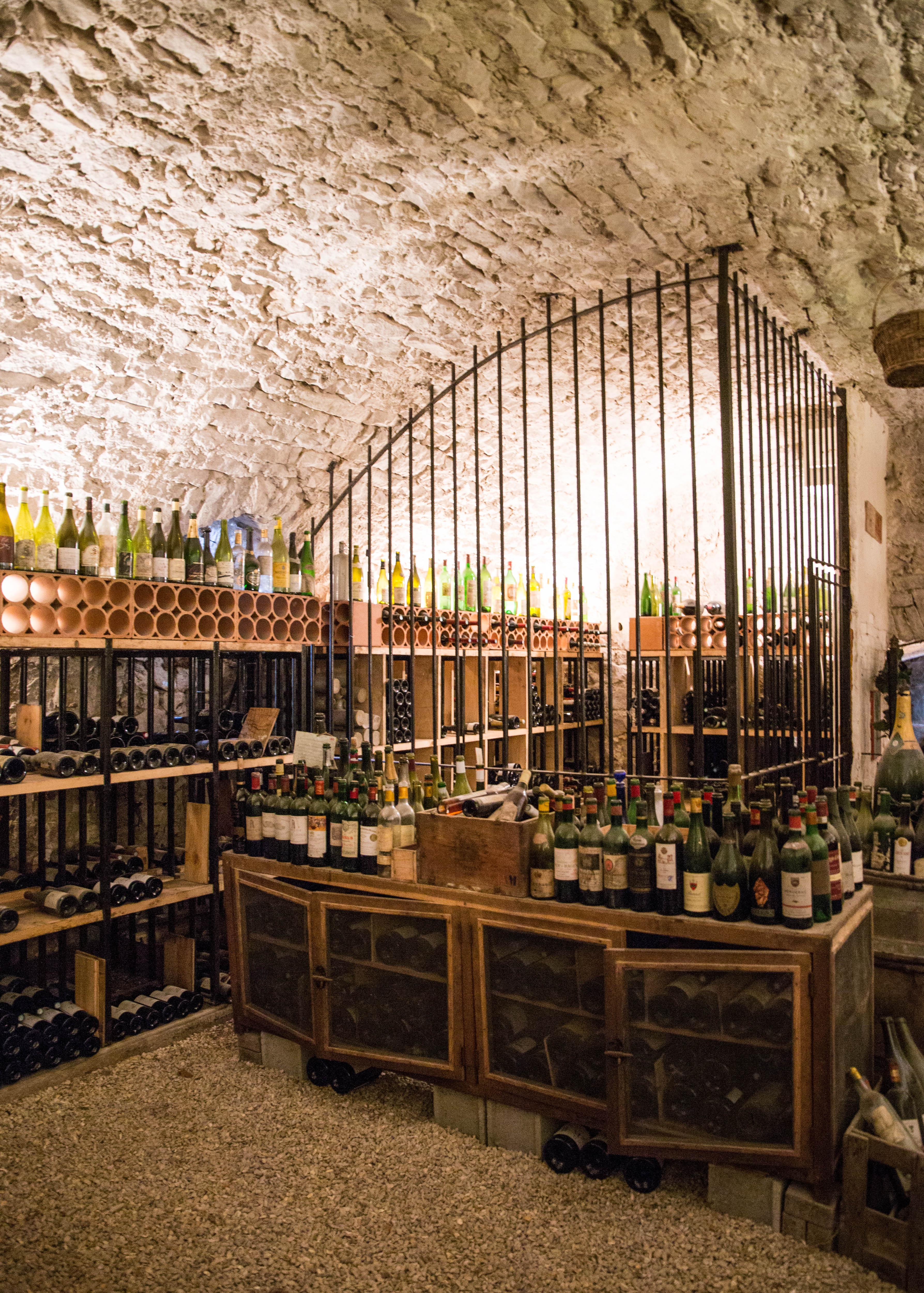 ห้องเก็บไวน์ ปราสาทฝรั่งเศส