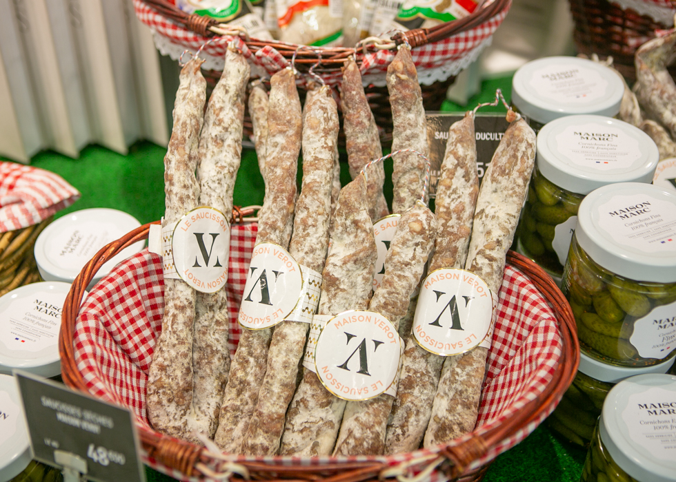 French saucisse and saucissons