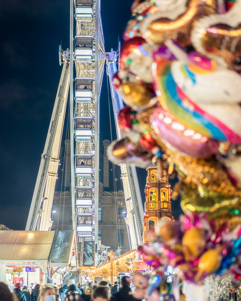 Christmas Ferris wheel in Paris