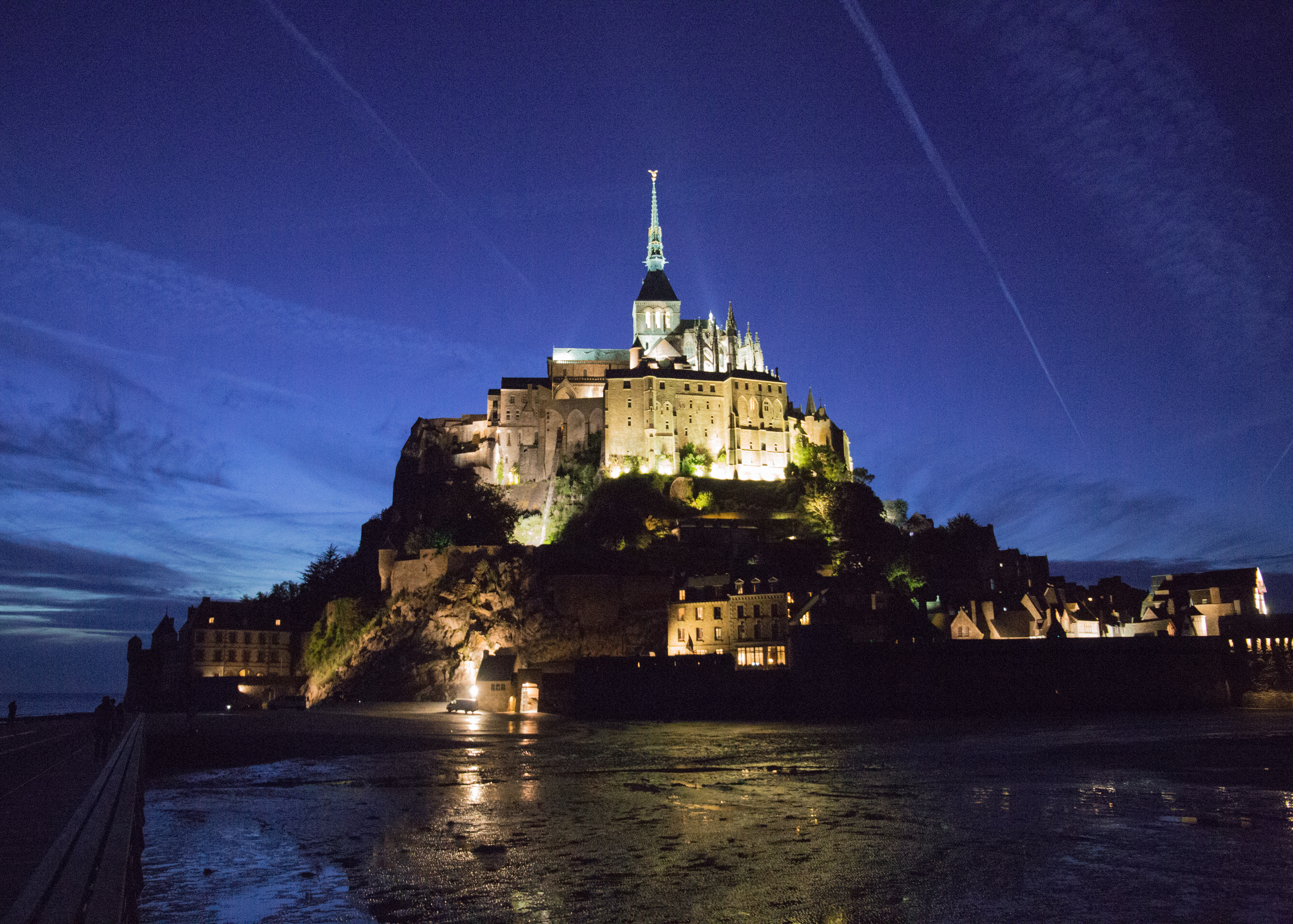 Mont Saint Michel by night