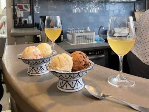 BEST ICE CREAM SHOP IN PARIS FOLDEROL
