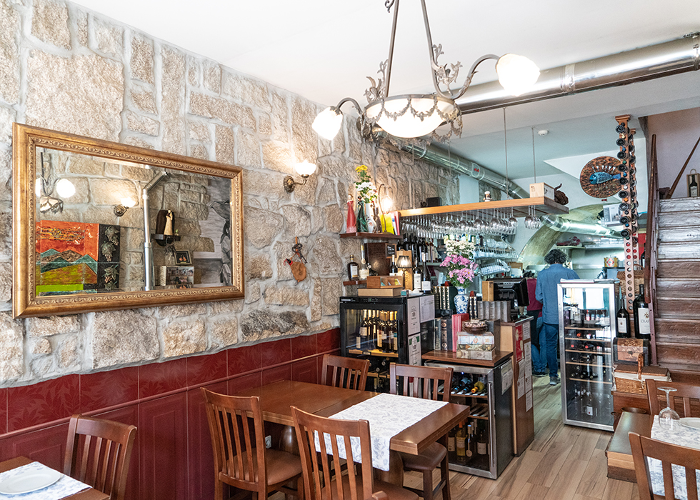 ร้านอาหารใกล้แม่น้ำ Douro
