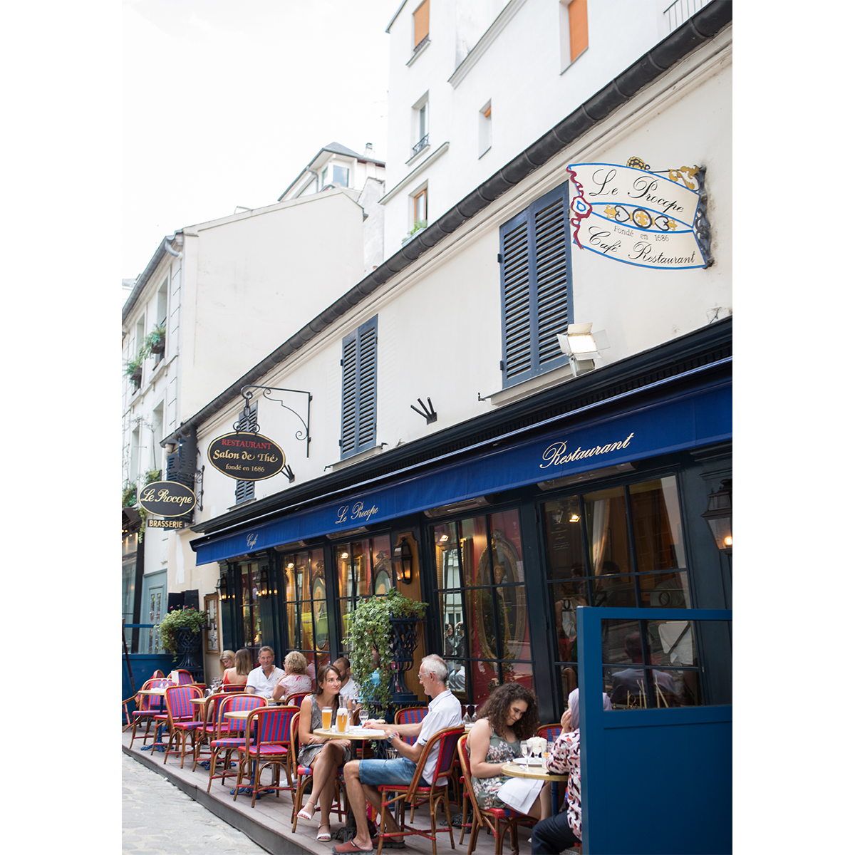 Самое старое кафе в Париже - Le Procope