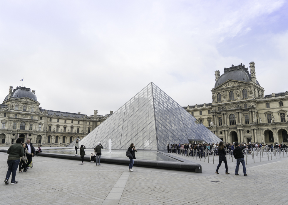 tham quan bảo tàng Louvre - du lịch paris