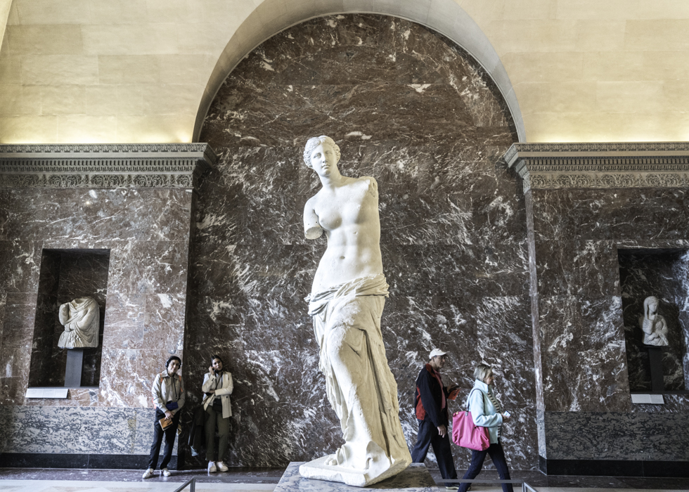 羅浮宮必看館藏米洛的維納斯雕像