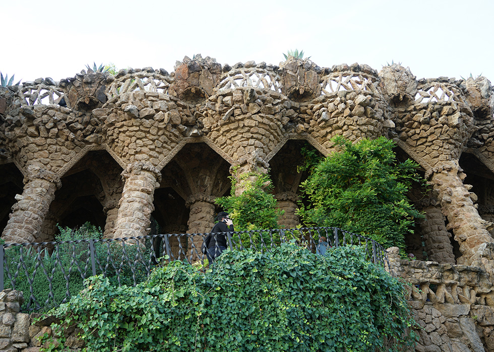 バルセロナ　ガウディ　グエル公園