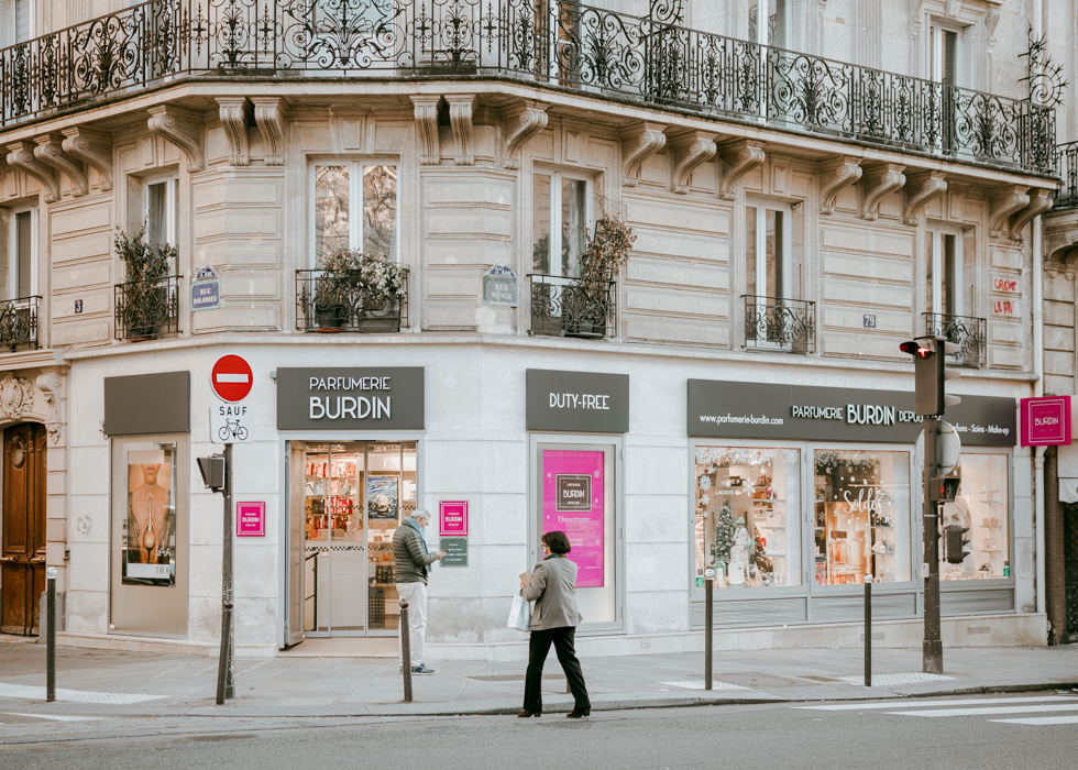 Cửa hàng nước hoa Burdin Monge Paris