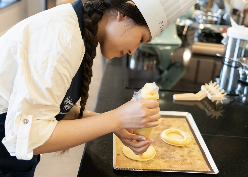 học làm bánh ở Paris