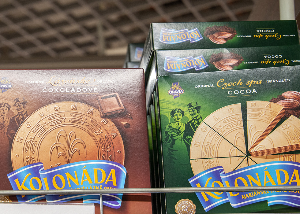 WHAT TO BUY AT SUPERMARKETS IN PRAGUE - CZECH SNACK KOLONADA