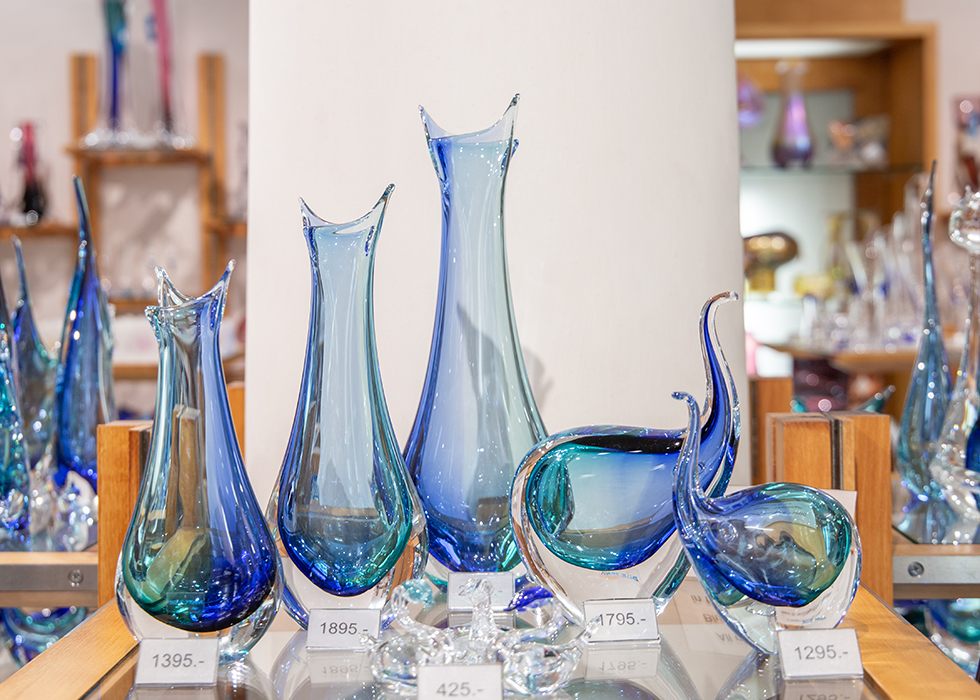 WHAT TO BUY IN PRAGUE, CZECH REPUBLIC - BOHEMIA CRYSTAL GLASS