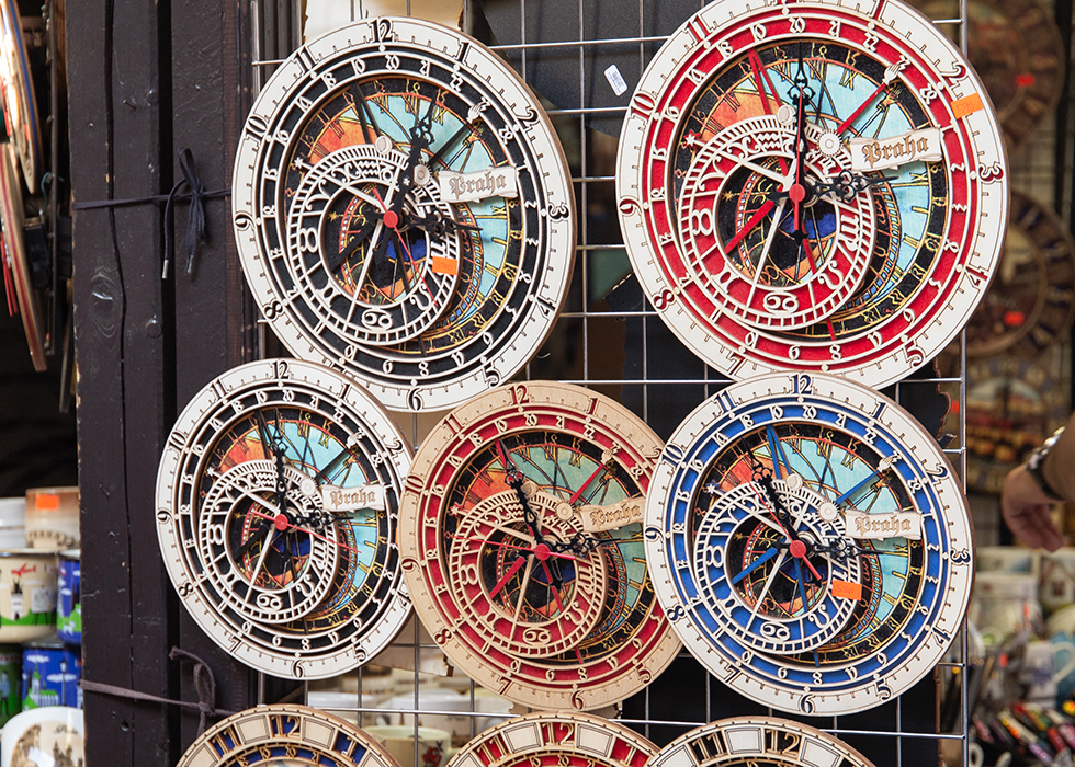 PRAGUE SOUVENIRS : ASTRONOMICAL CLOCK IN PRAGUE