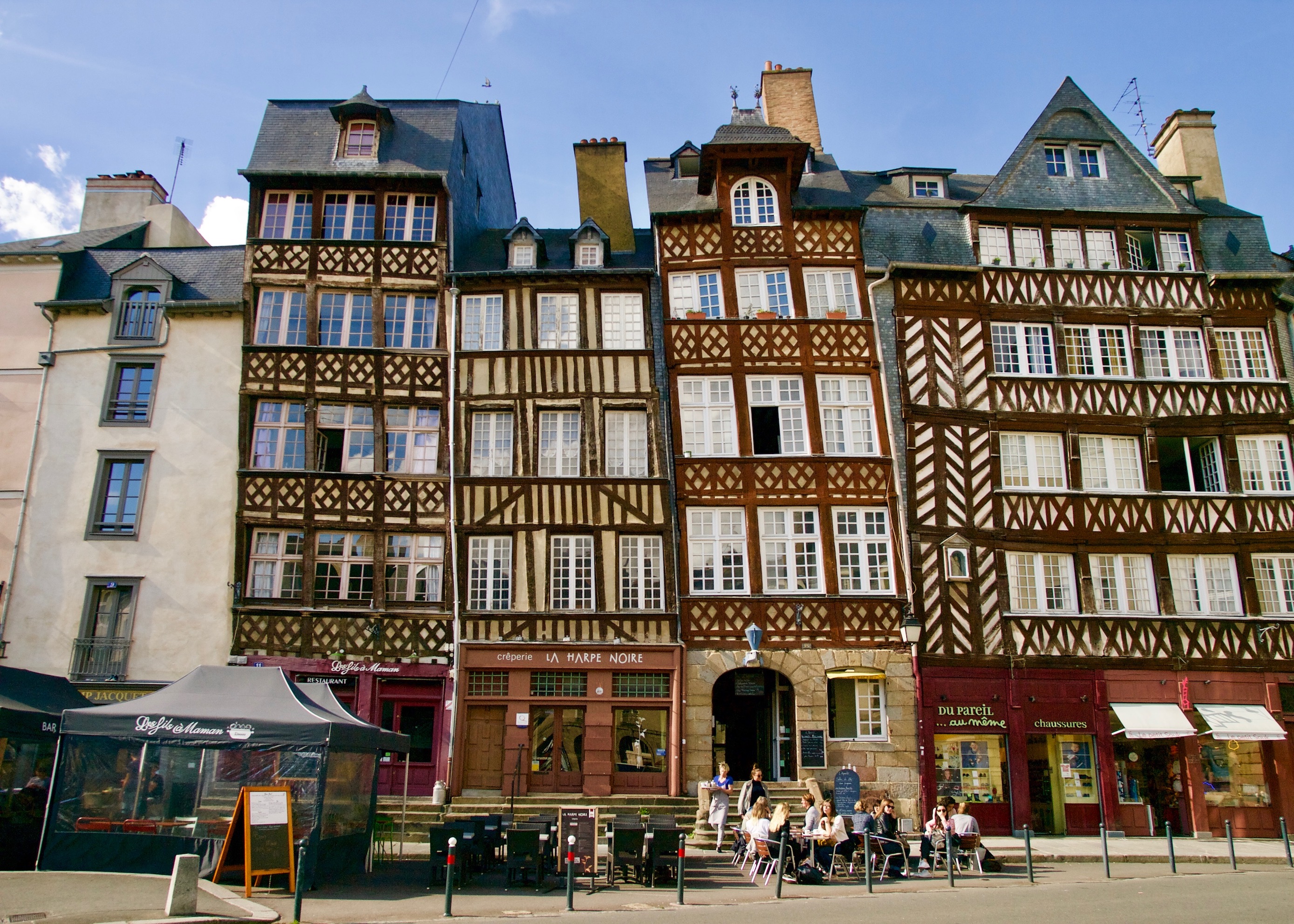 Rennes 可愛らしい旧市街と絶品のクレープの街 レンヌ O Bon Paris Easy To Be Parisian