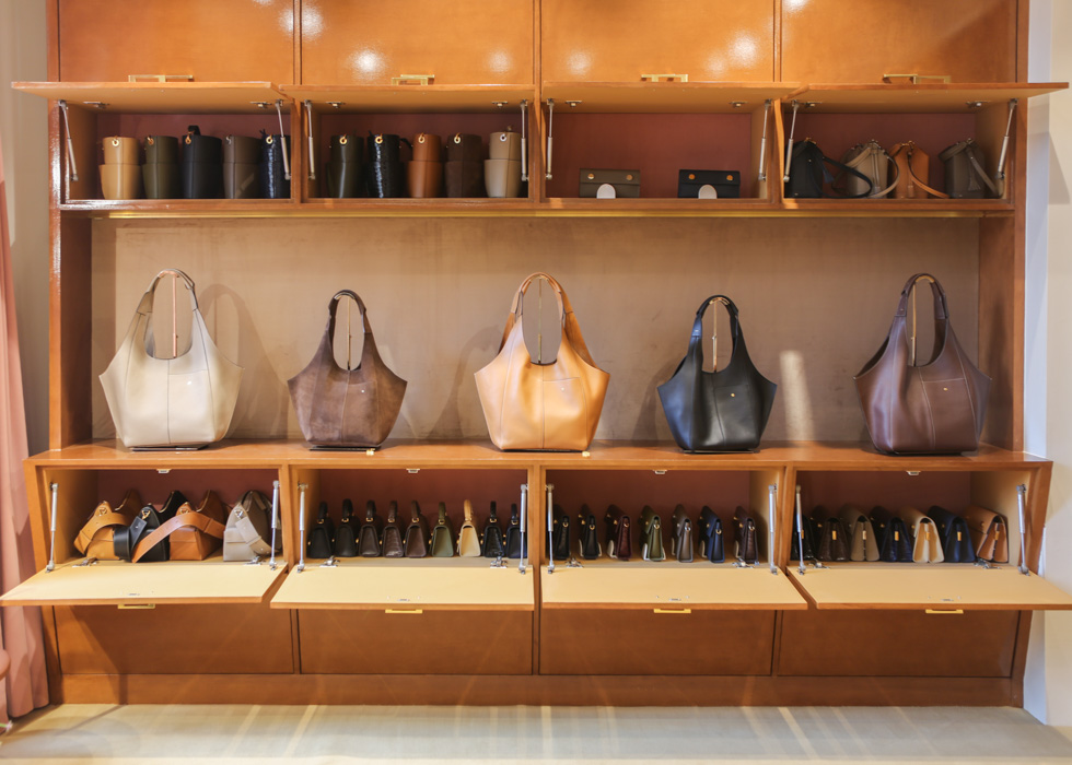 Paris fashion leather bags under 500€