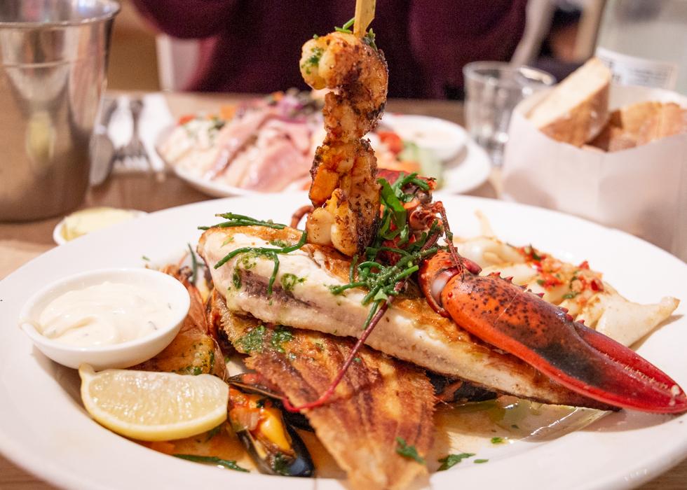 AMSTERDAM THE SEAFOOD BAR REVIEW : MIXED GRILL