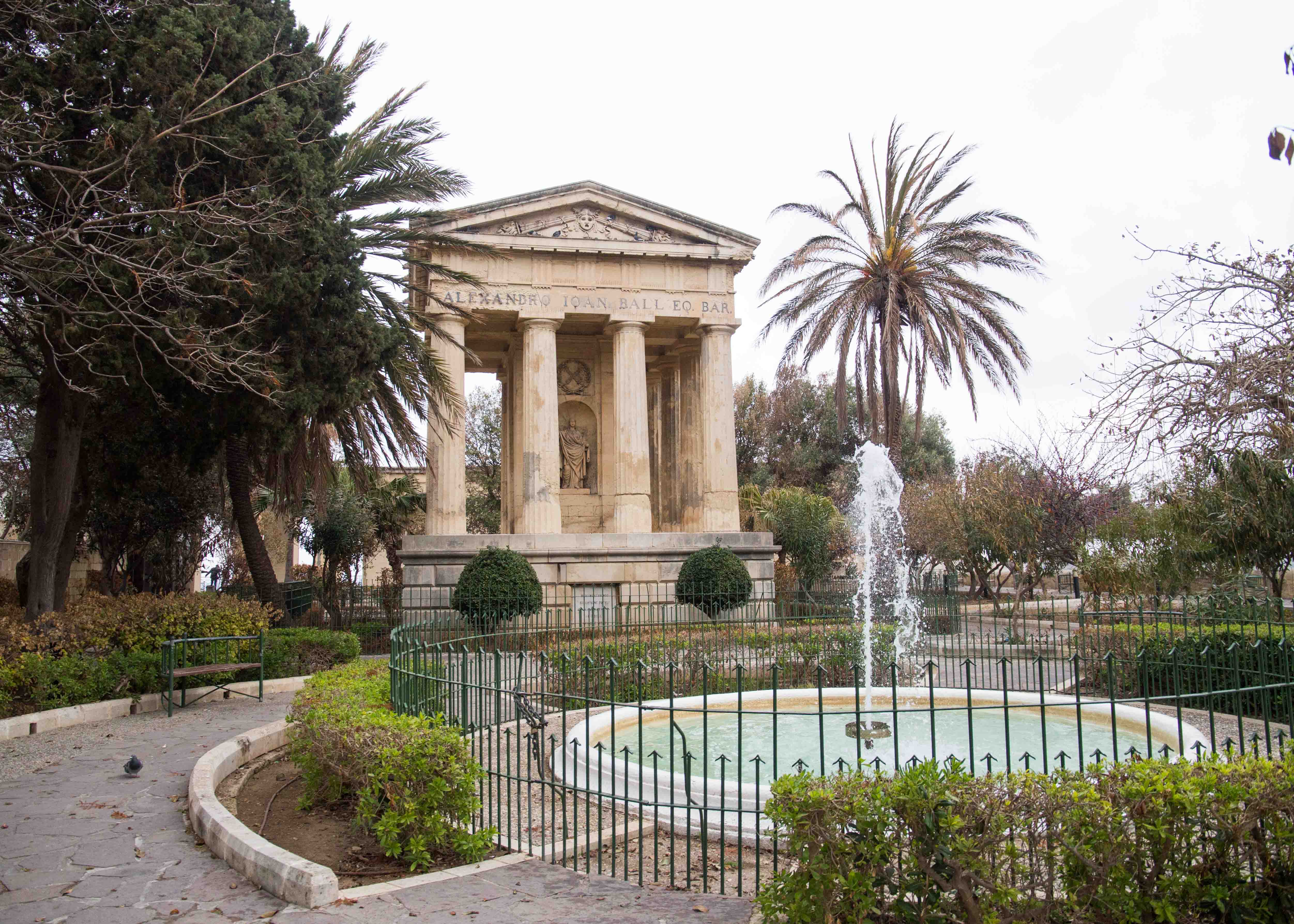Where to visit in Valletta? Lower Barrakka Gardens