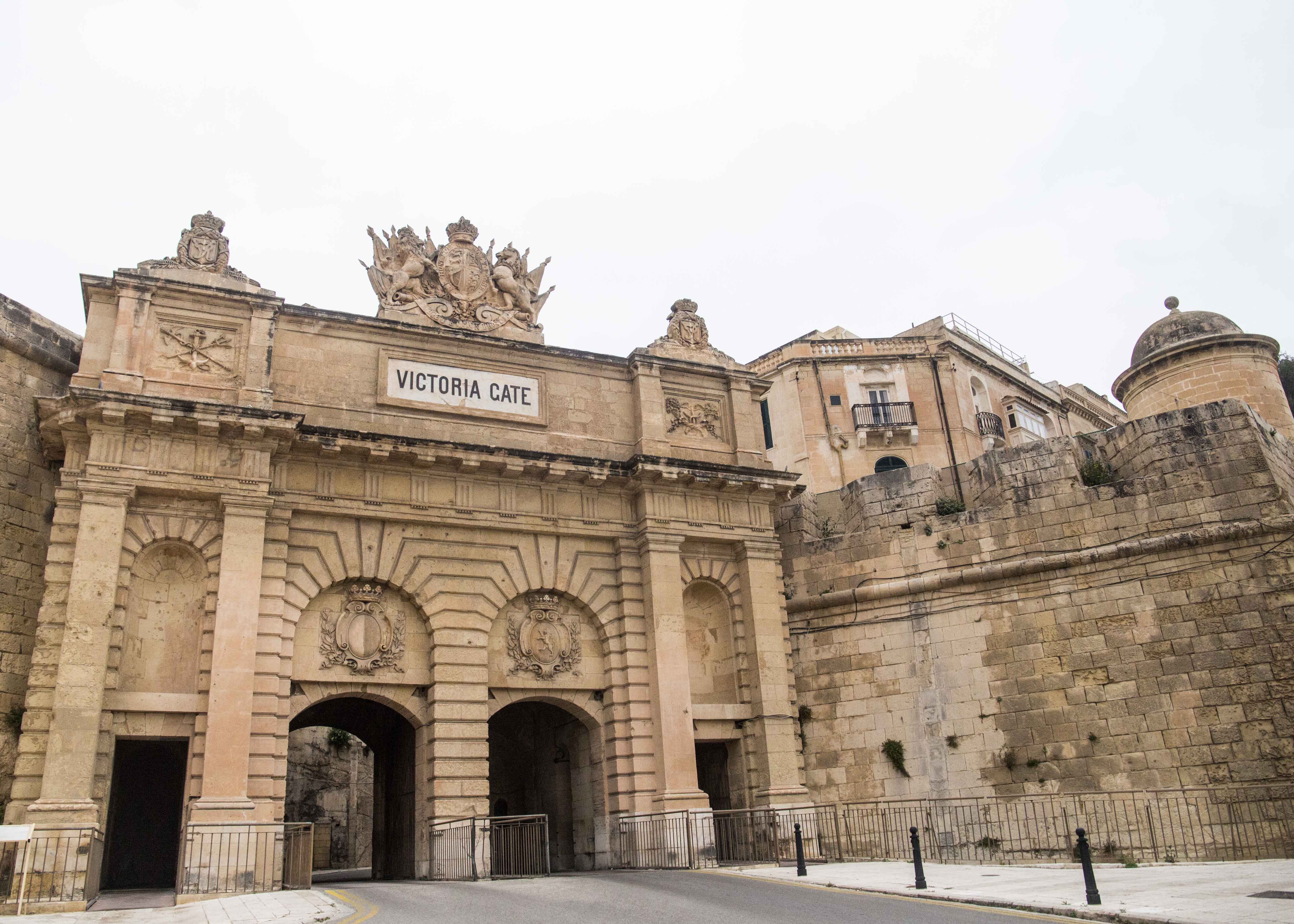Đi đâu ở Valletta? cổng Victoria Gate