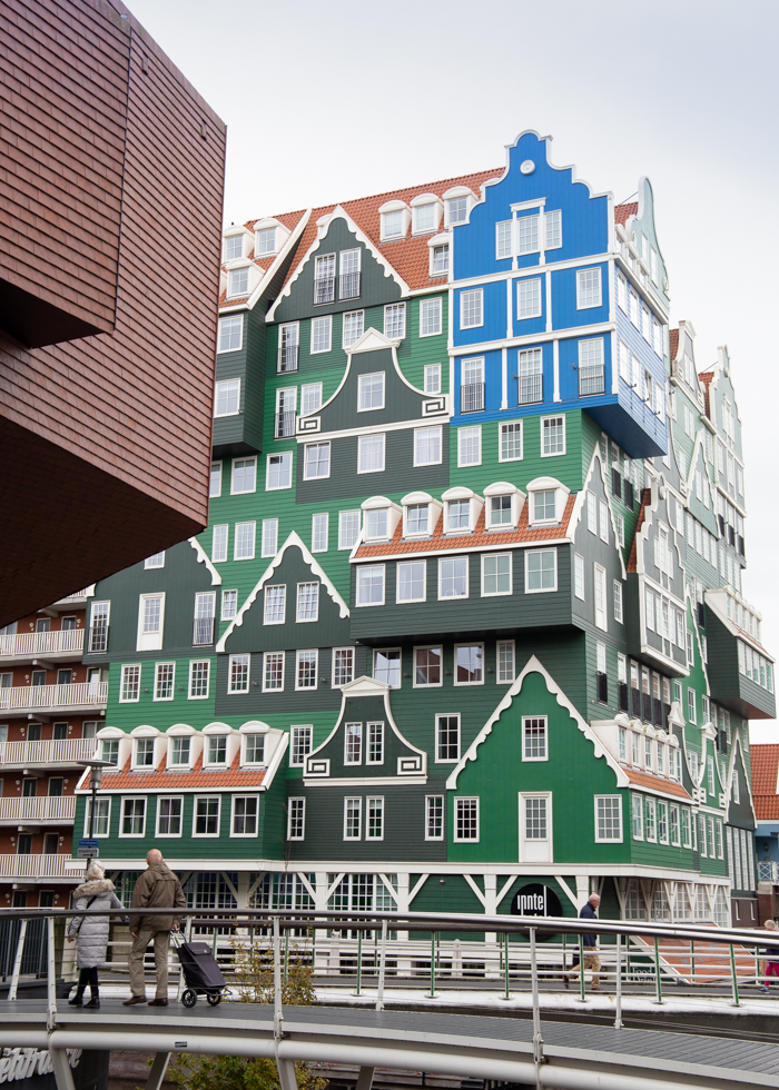 เมืองใกล้อัมสเตอร์ดัม: เที่ยวซานดัมและซานส์สคันส์