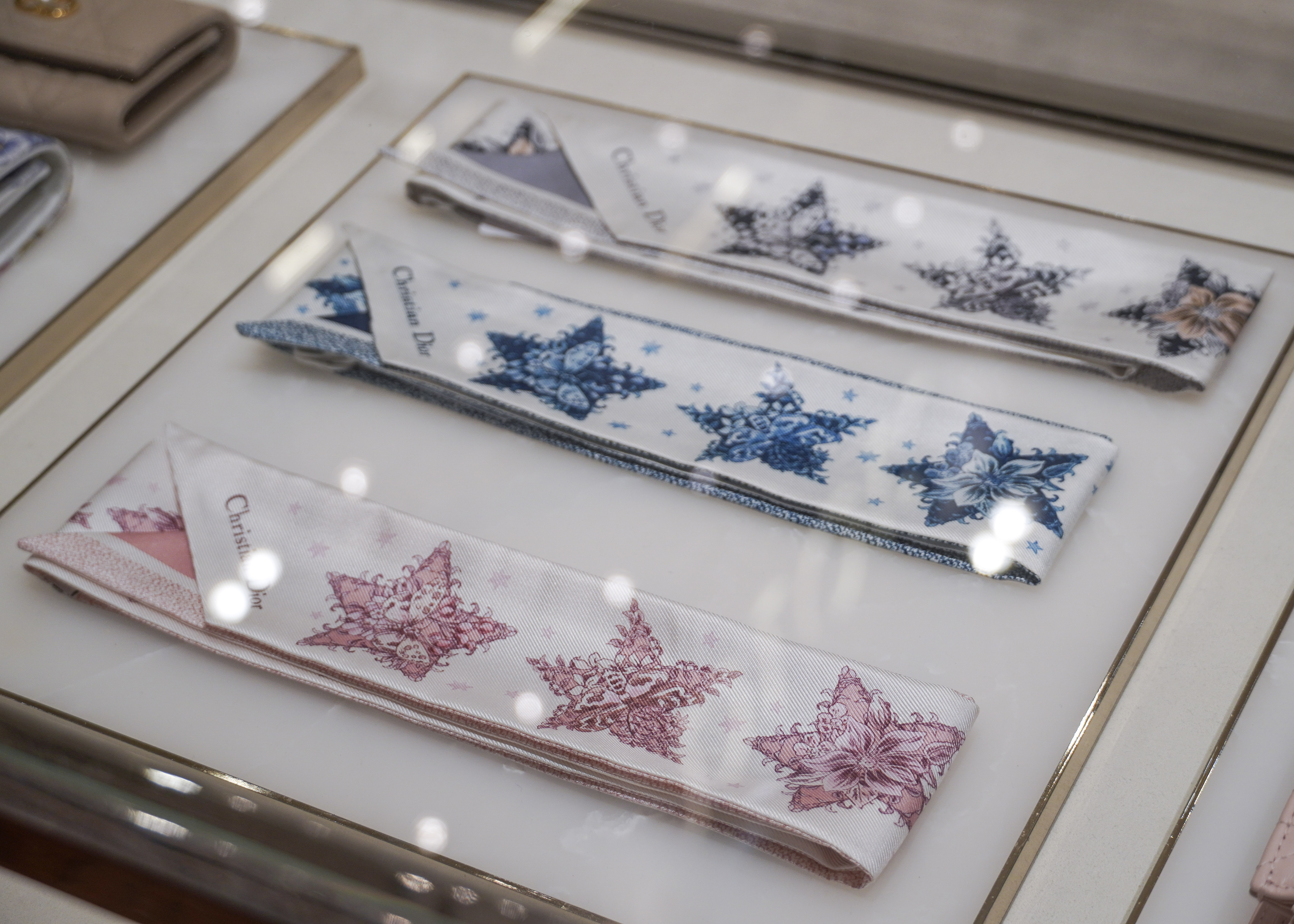 Christian Dior Mitzah - fall accessories trends